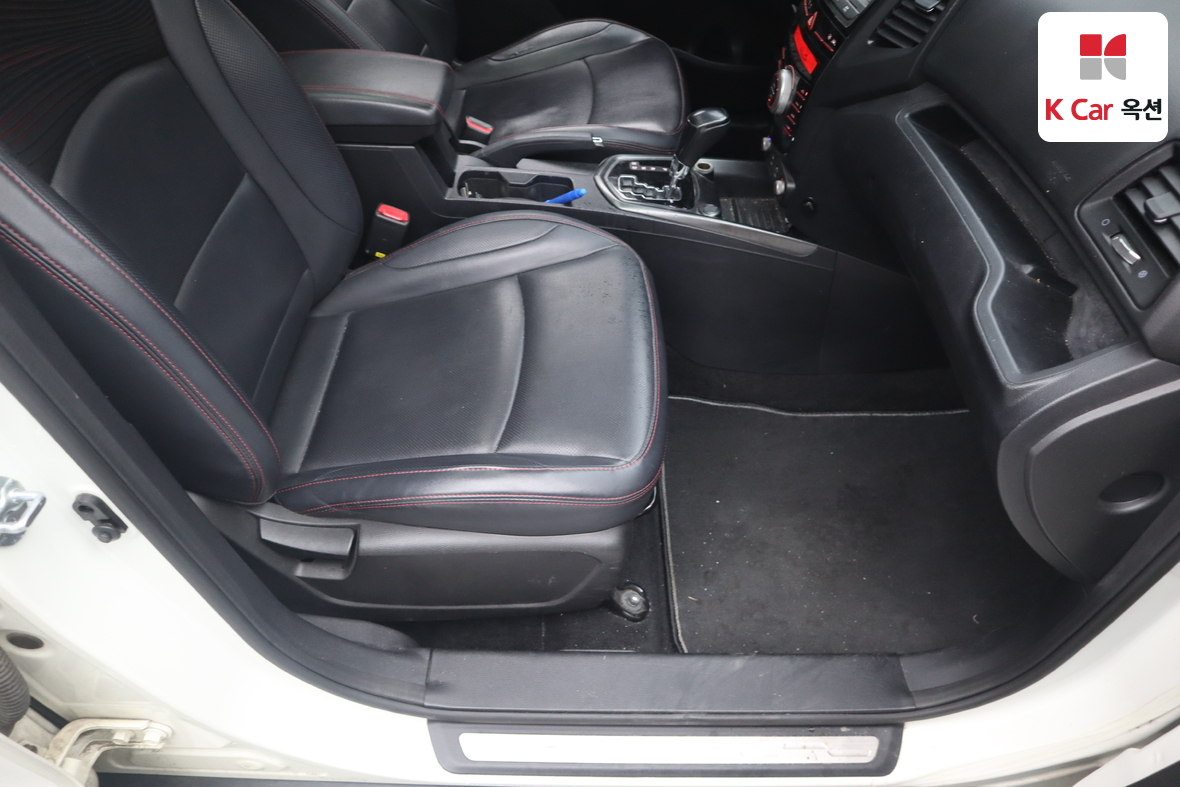 KG Mobility Tivoli 2017 - Image 32