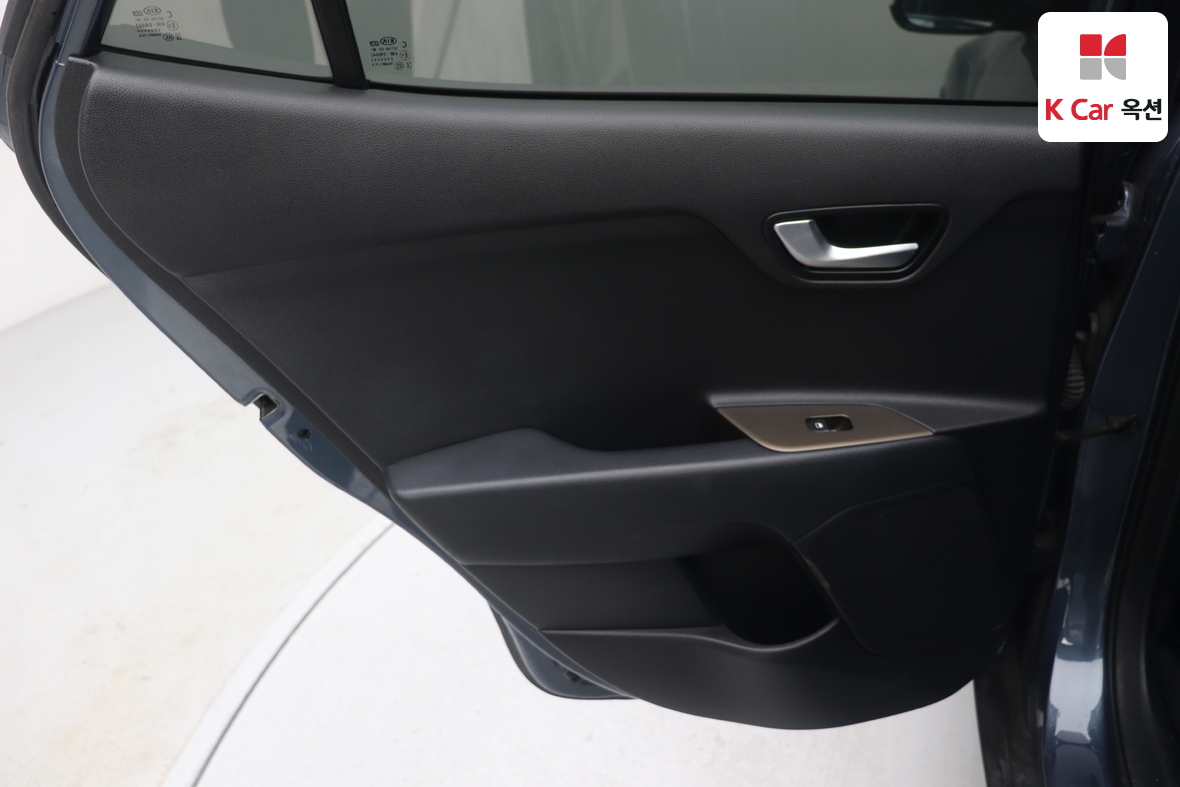 Kia Stonic - 21