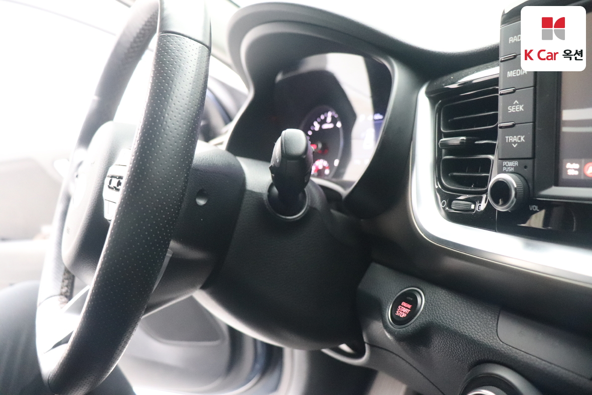 Kia Stonic - 11