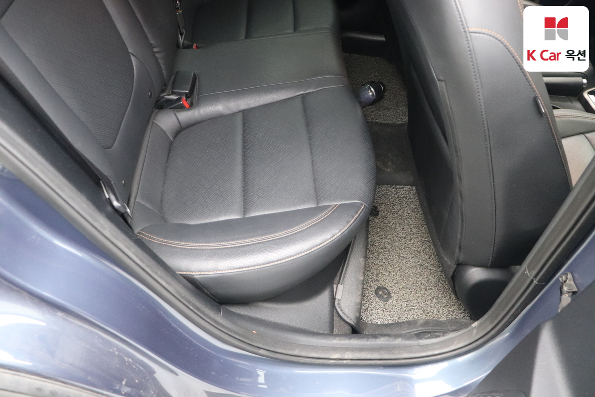 Kia Stonic - 27