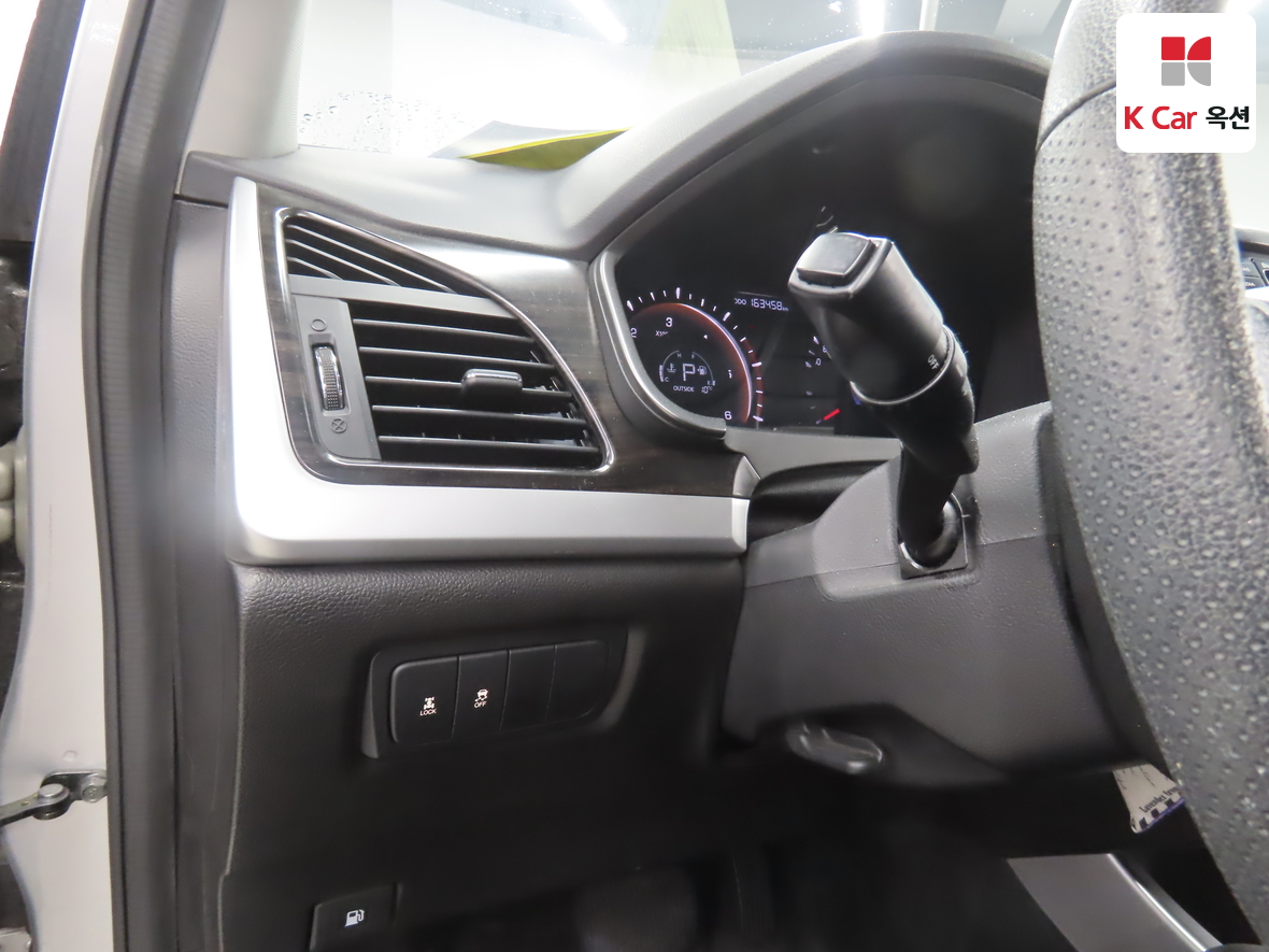 KG Mobility Korando - 9