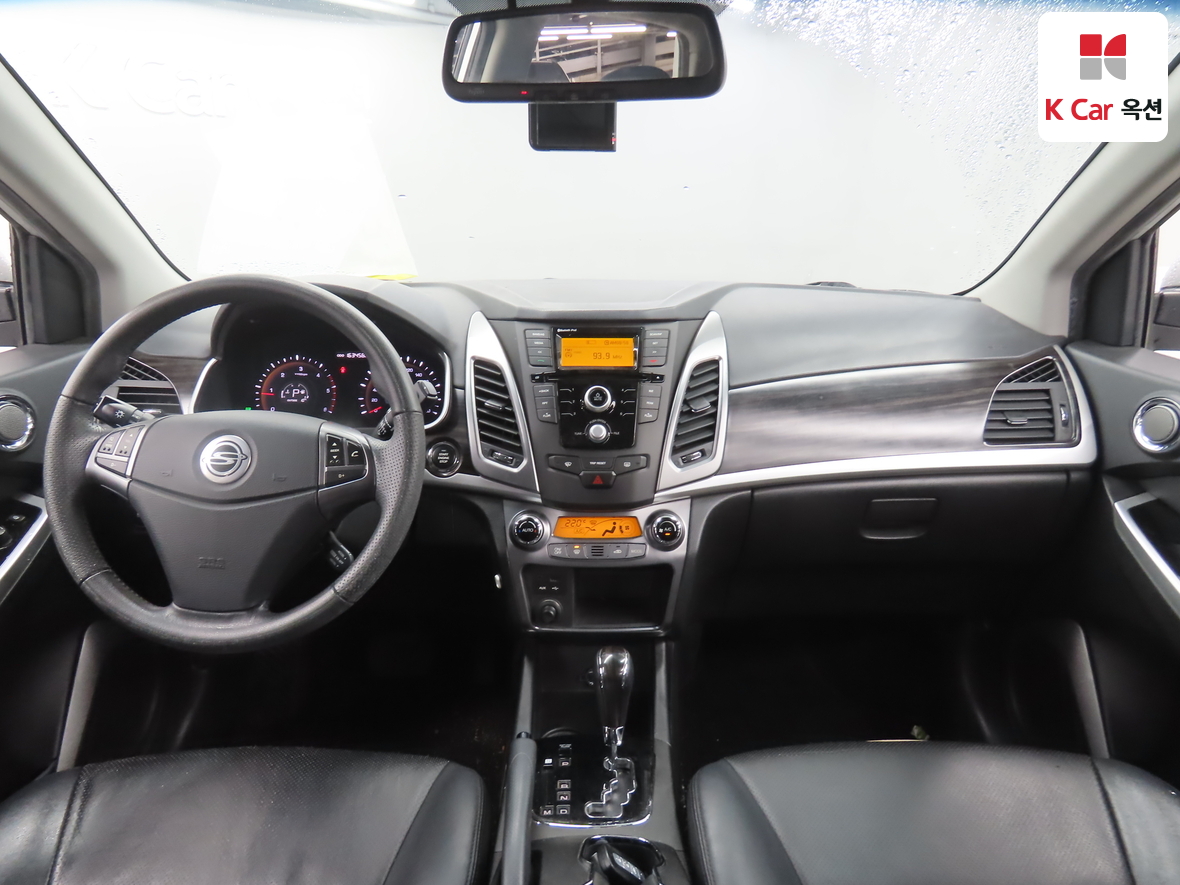KG Mobility Korando - 3
