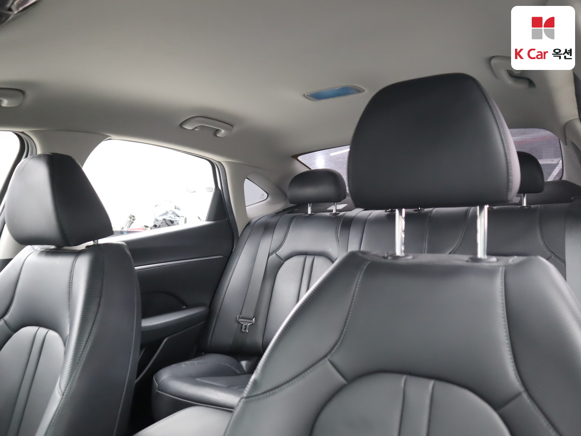 Hyundai Sonata 2022 - Image 20