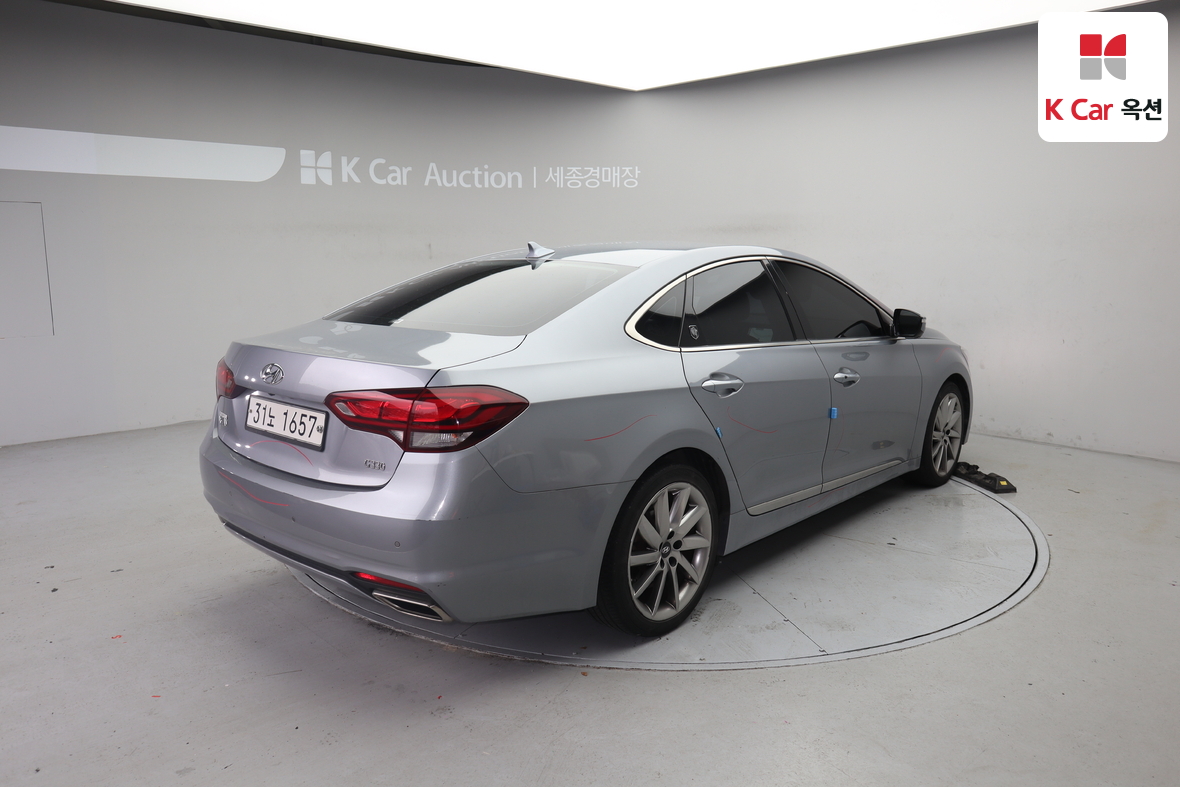 Hyundai Aslan 2015 - Image 2