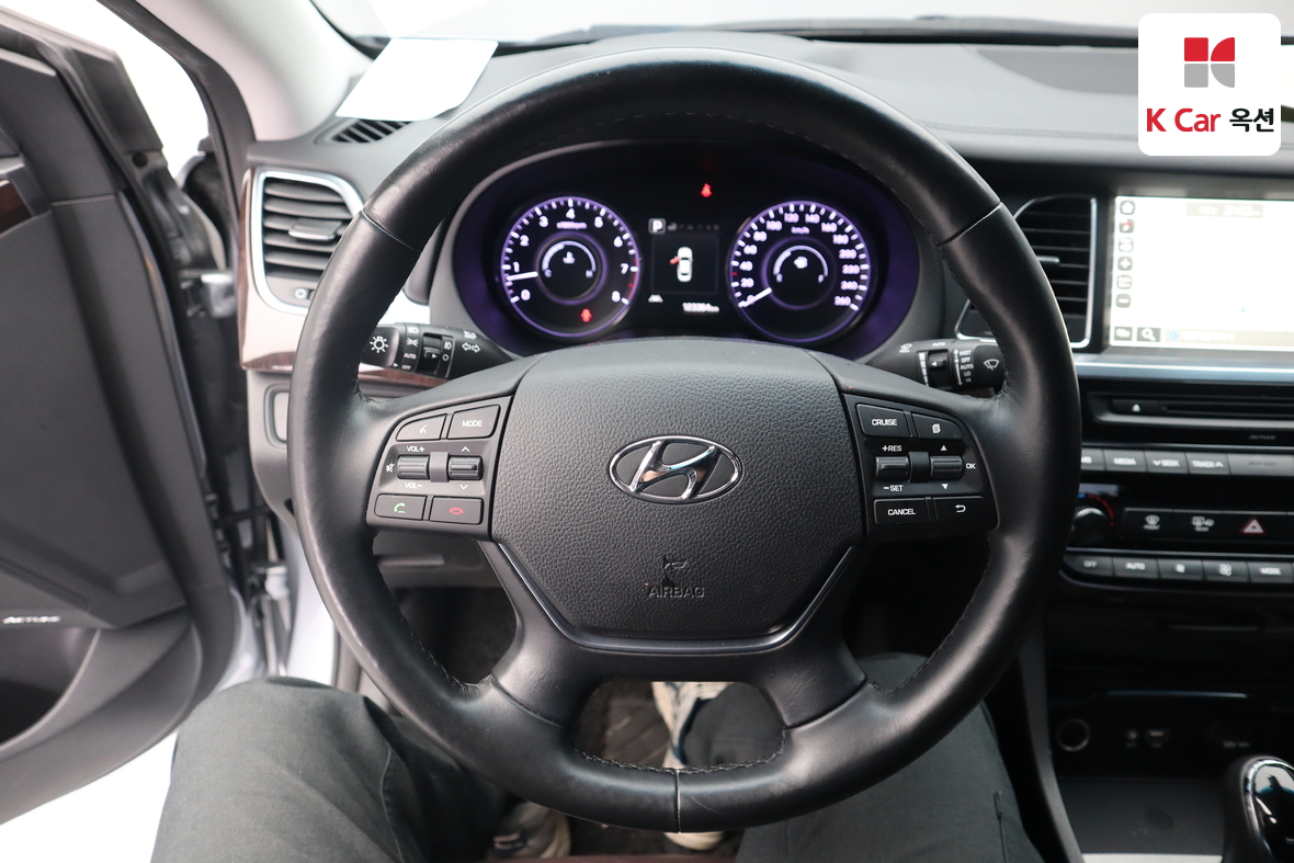 Hyundai Aslan 2015 - Image 10