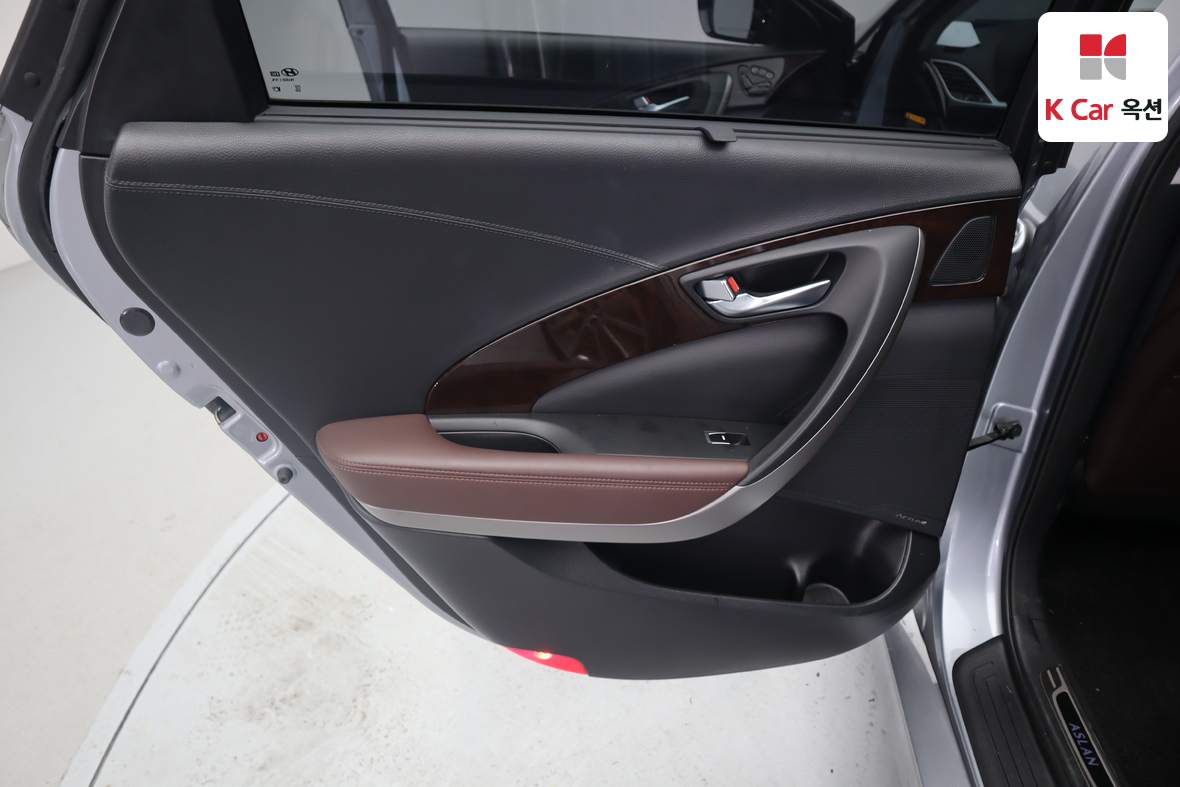 Hyundai Aslan 2015 - Image 22