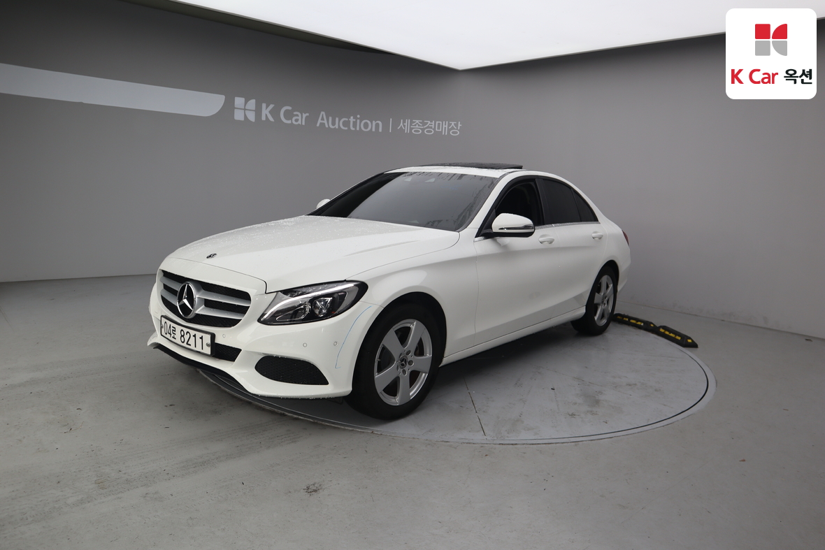 Mercedes-Benz C-Class 2018 - Image 1