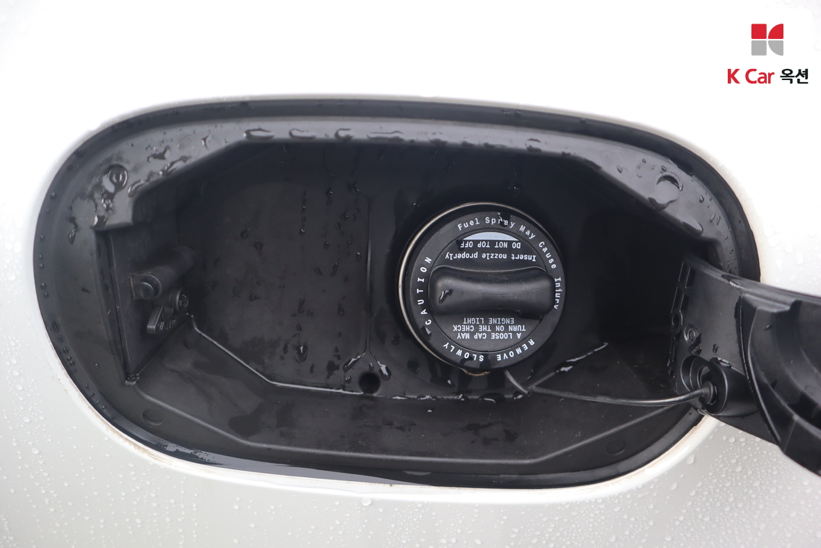 Mercedes-Benz C-Class 2018 - Image 26