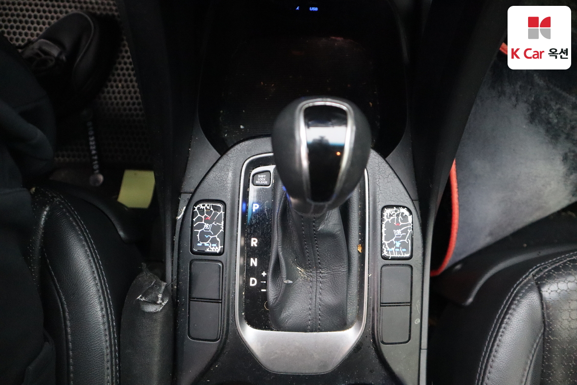 Hyundai Santa Fe 2013 - Image 16