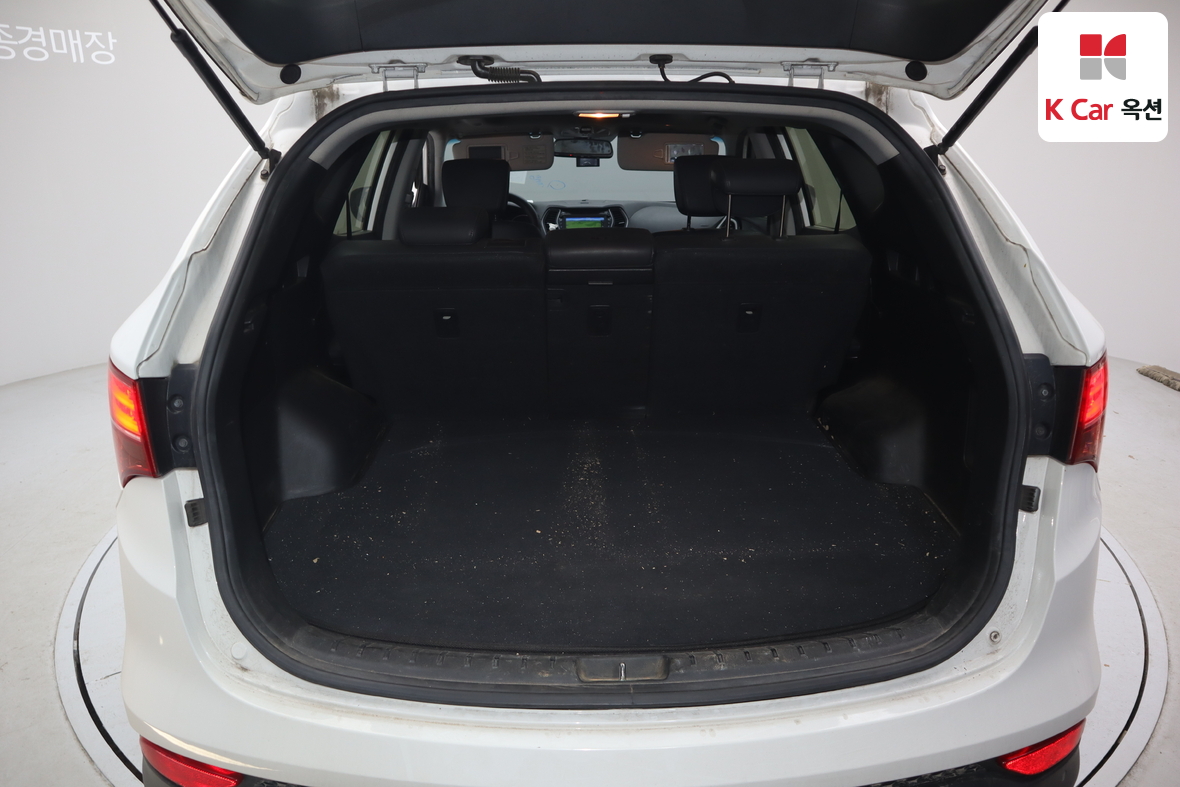 Hyundai Santa Fe 2013 - Image 26