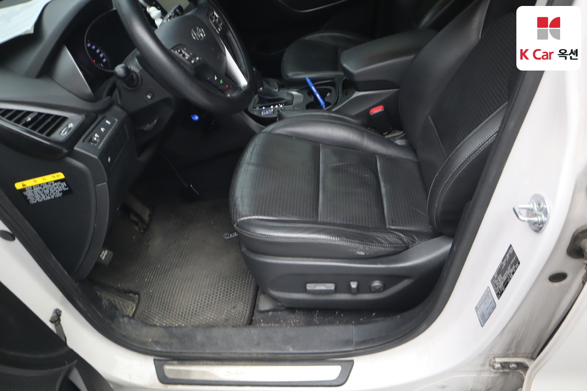 Hyundai Santa Fe 2013 - Image 19