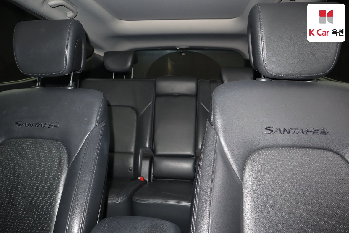 Hyundai Santa Fe 2013 - Image 18