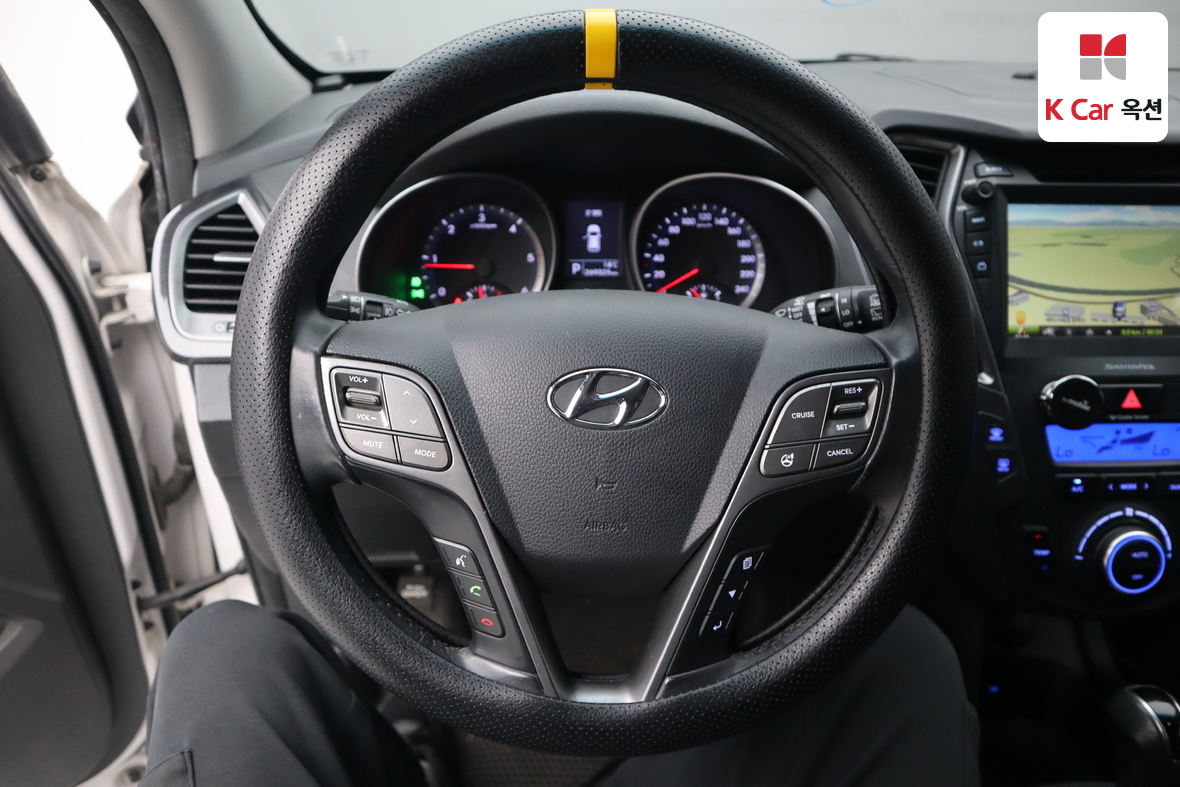 Hyundai Santa Fe 2013 - Image 10