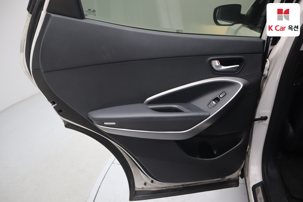 Hyundai Santa Fe 2013 - Image 21