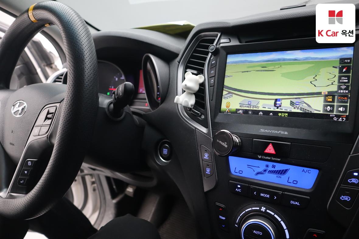 Hyundai Santa Fe 2013 - Image 11