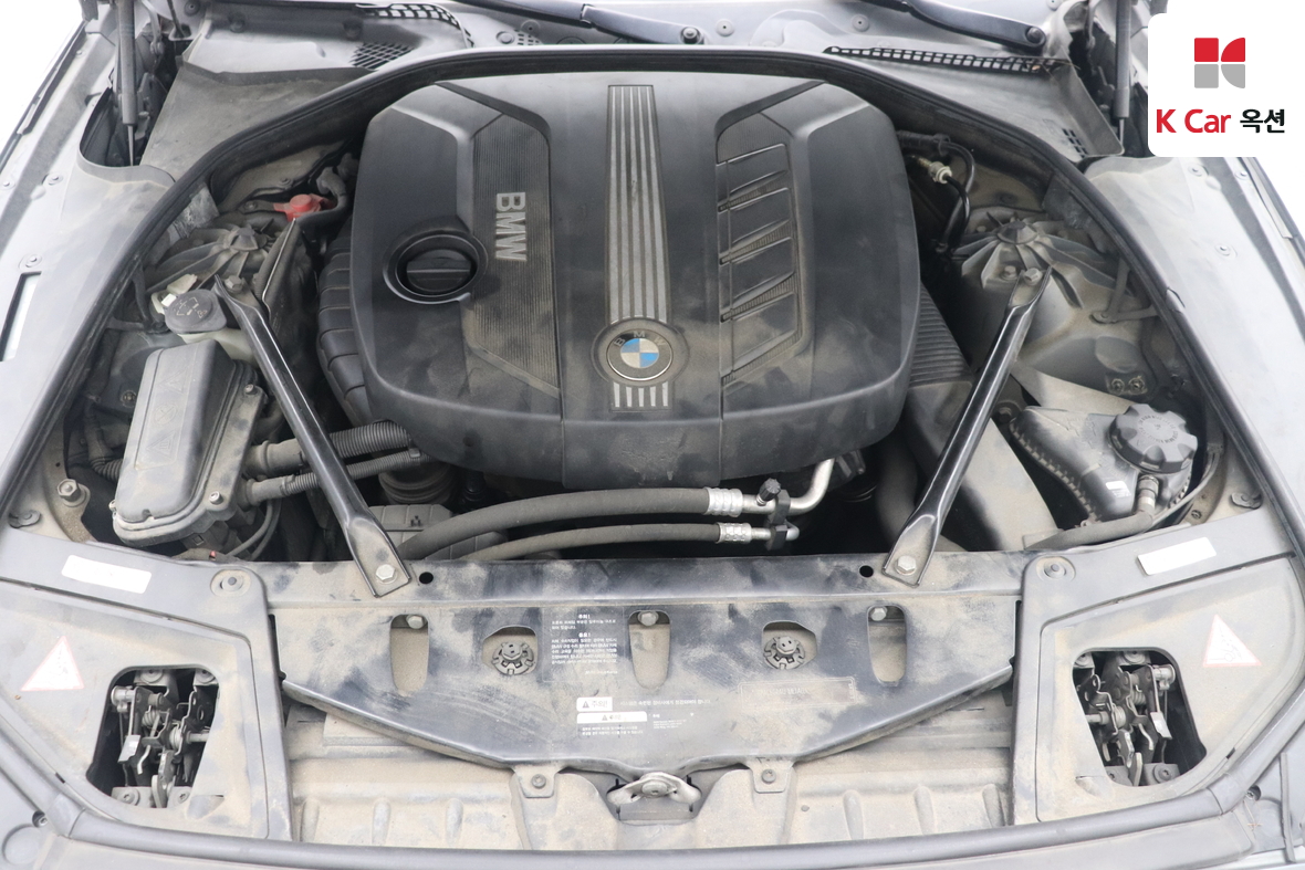 BMW 5 시리즈 2011 - 이미지 34