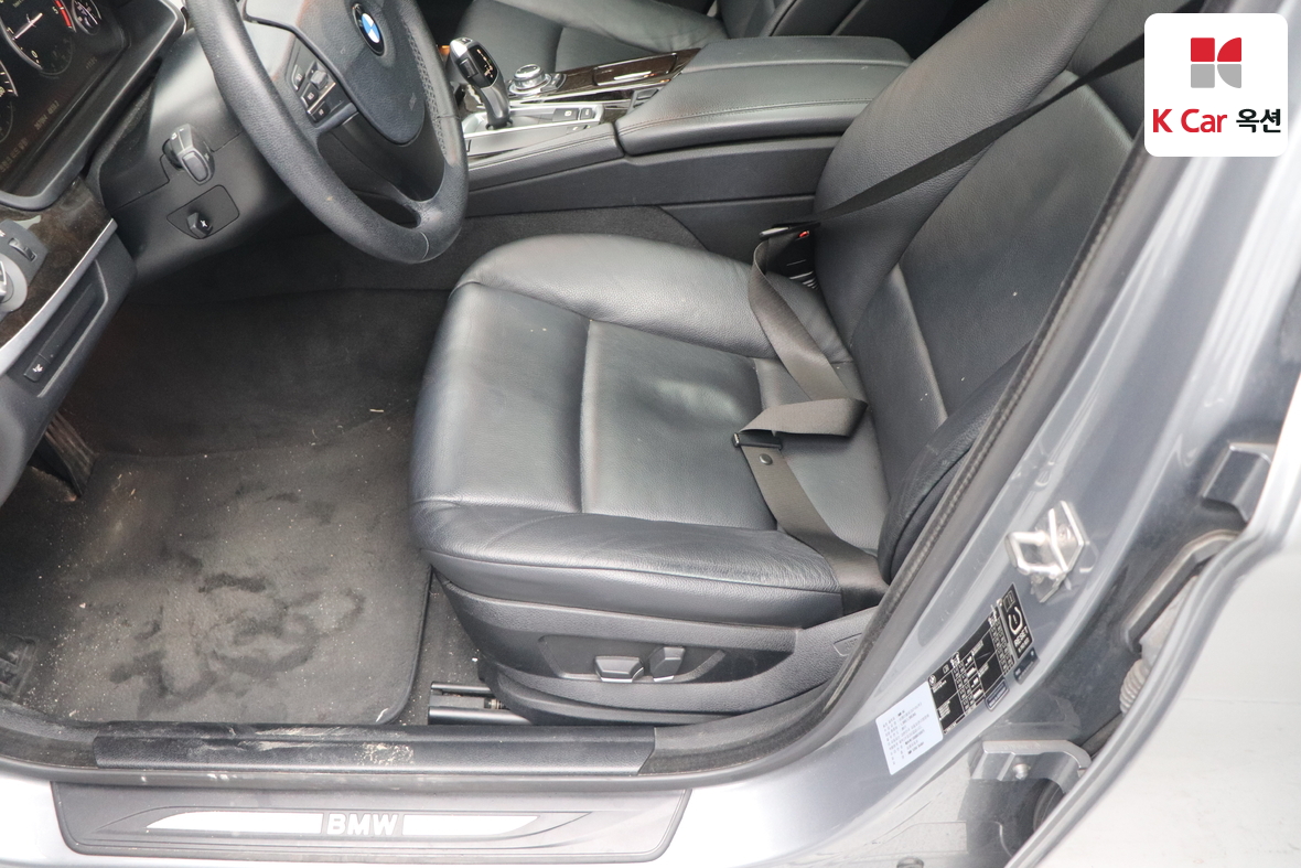 BMW 5 시리즈 2011 - 이미지 20