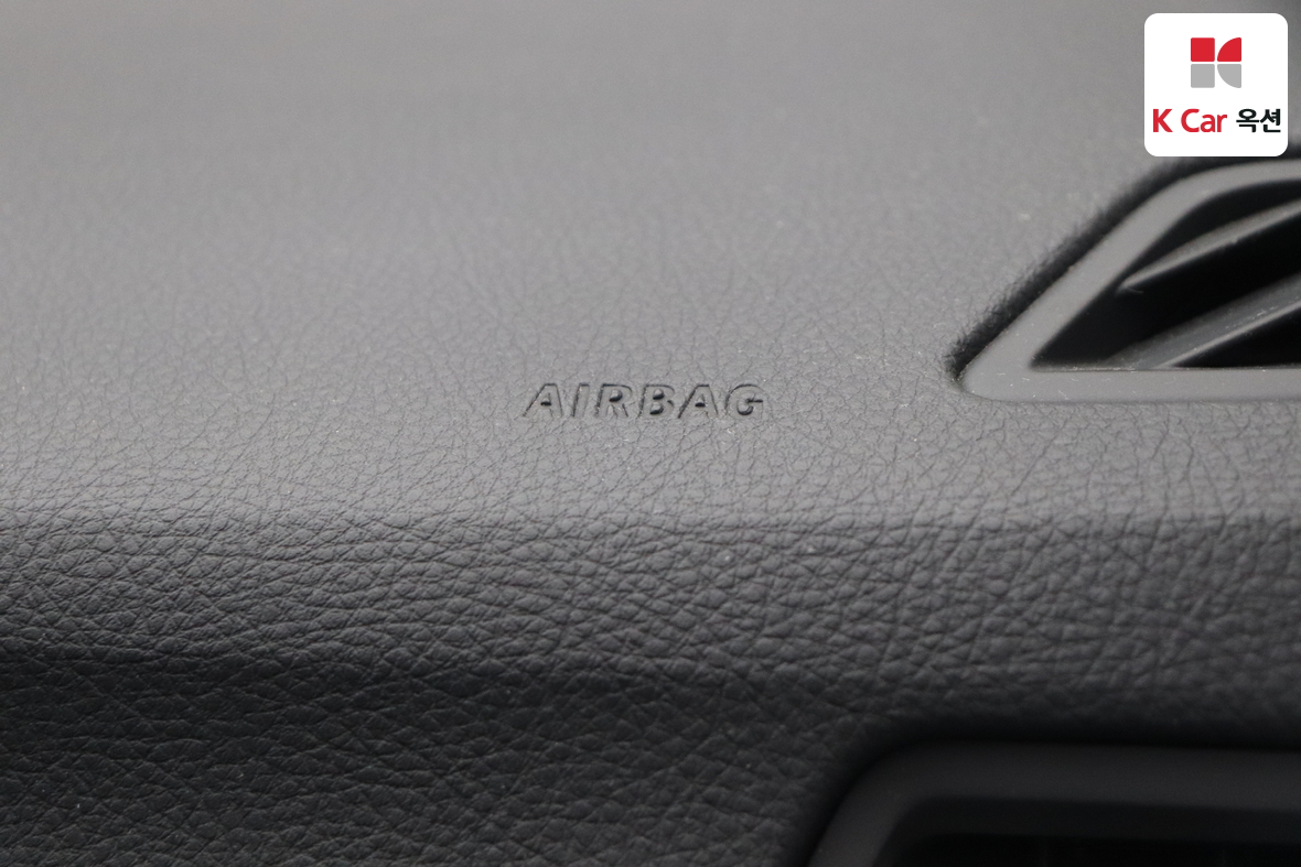 BMW 5 시리즈 2011 - 이미지 32