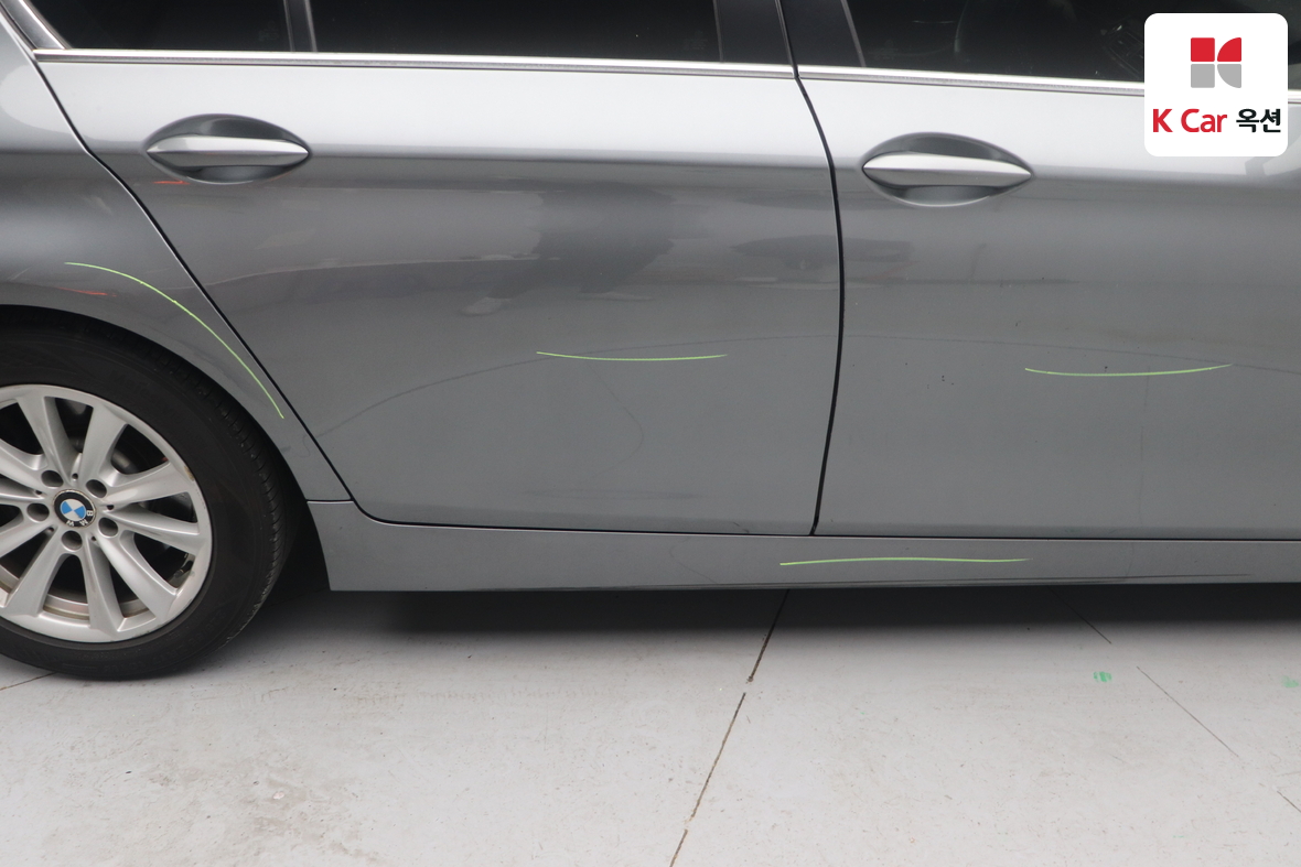 BMW 5 시리즈 2011 - 이미지 41