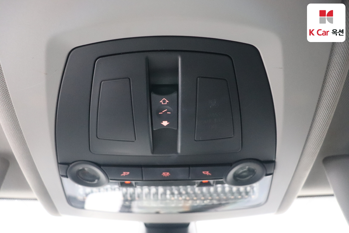 BMW 5 시리즈 2011 - 이미지 13