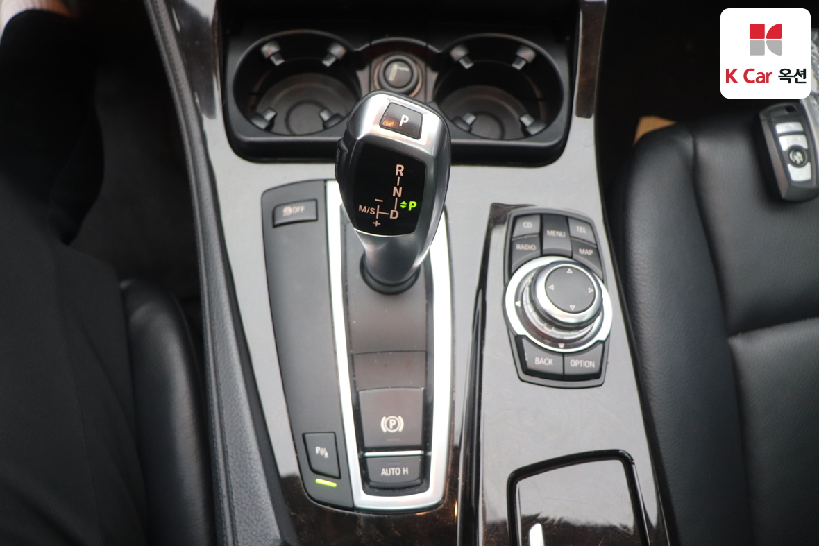 BMW 5 시리즈 2011 - 이미지 16