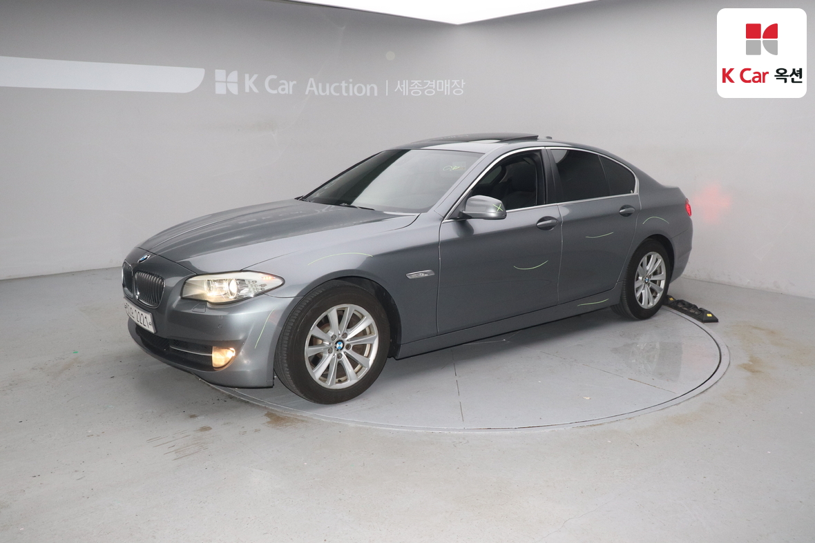 BMW 5 시리즈 2011 - 이미지 1