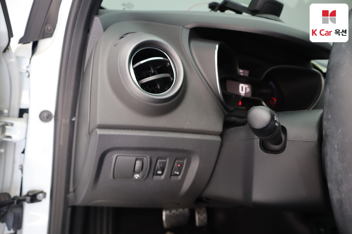 Renault Korea 뉴QM3 2019 - Image 9