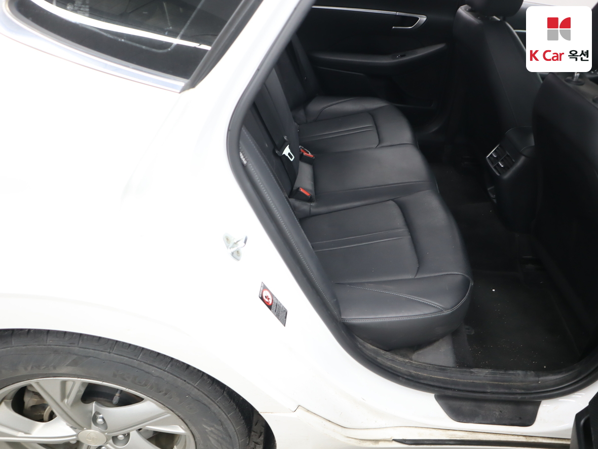 هيونداي سوناتا 2022 - صورة 25