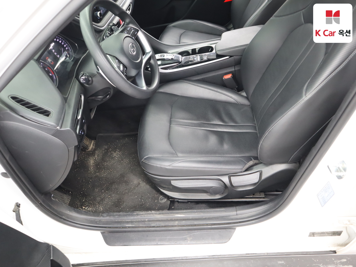 هيونداي سوناتا 2022 - صورة 18