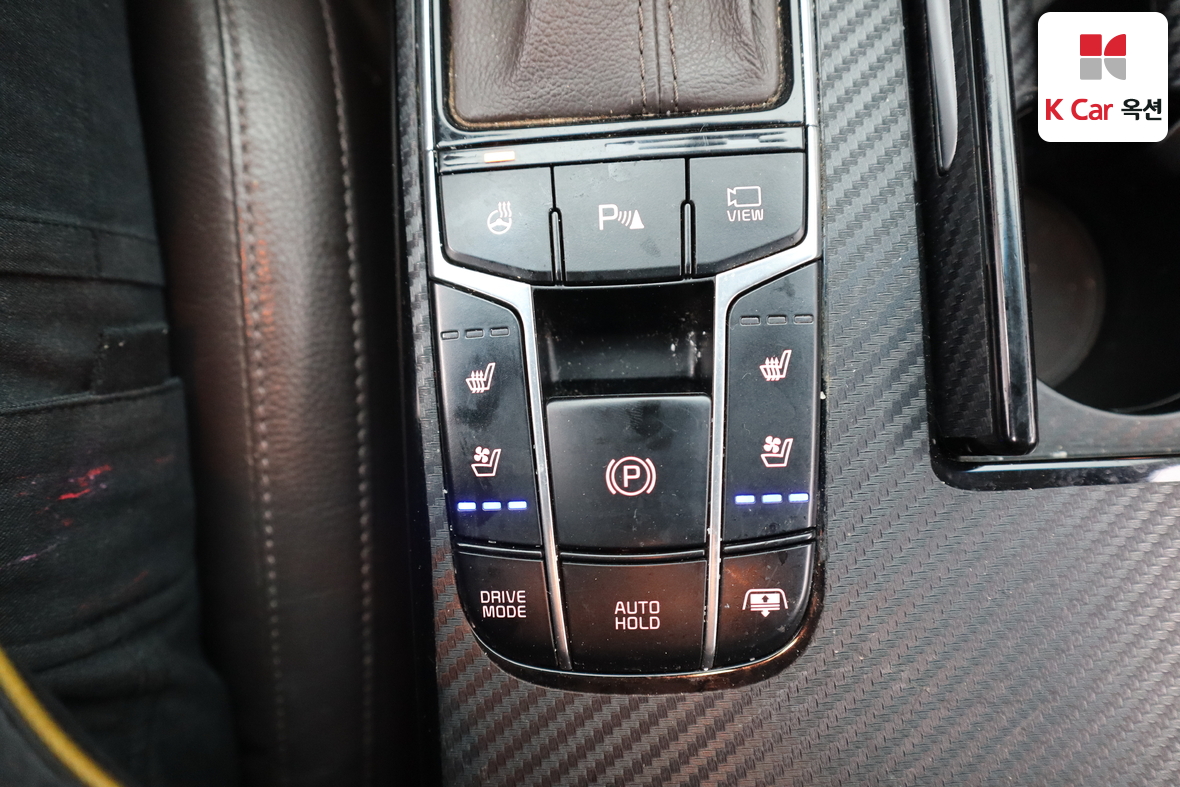 Kia K7 2017 - Image 16