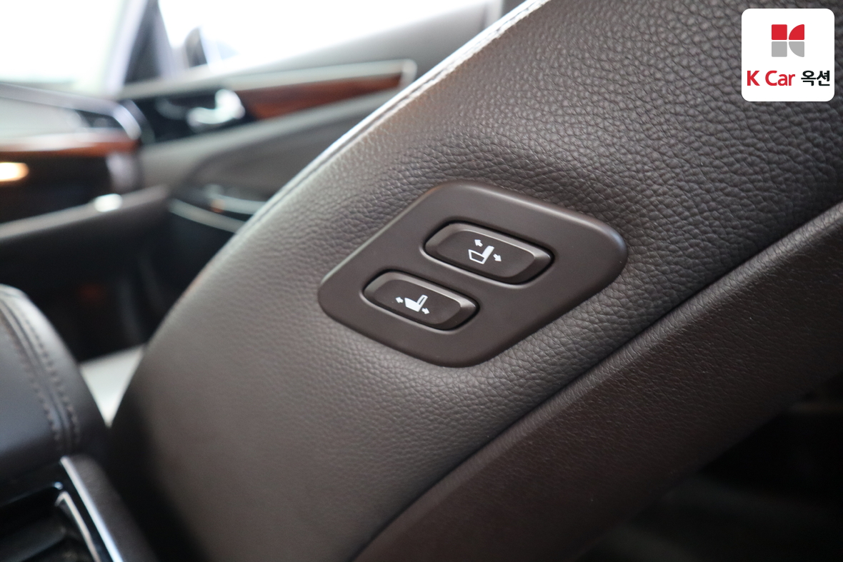 Kia K7 2017 - Image 24