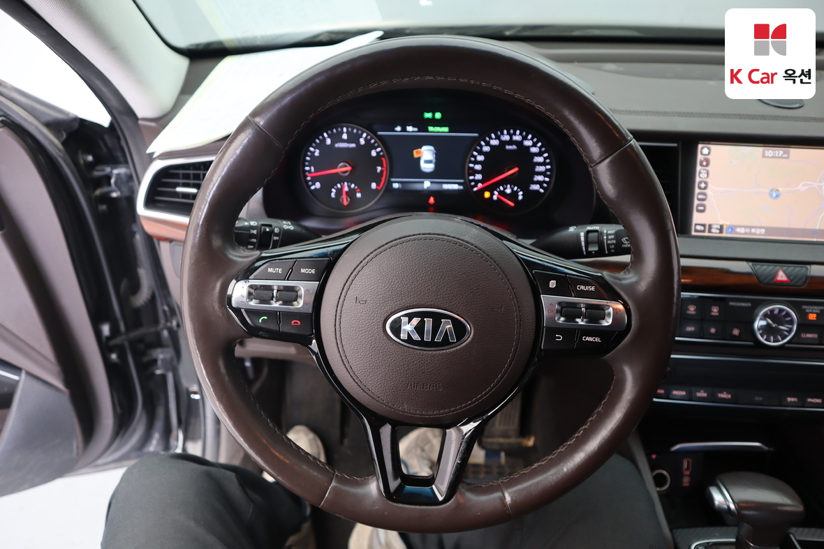 Kia K7 2017 - Image 10
