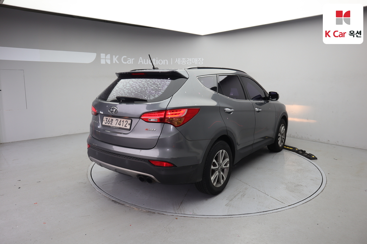 Hyundai Santa Fe - 2