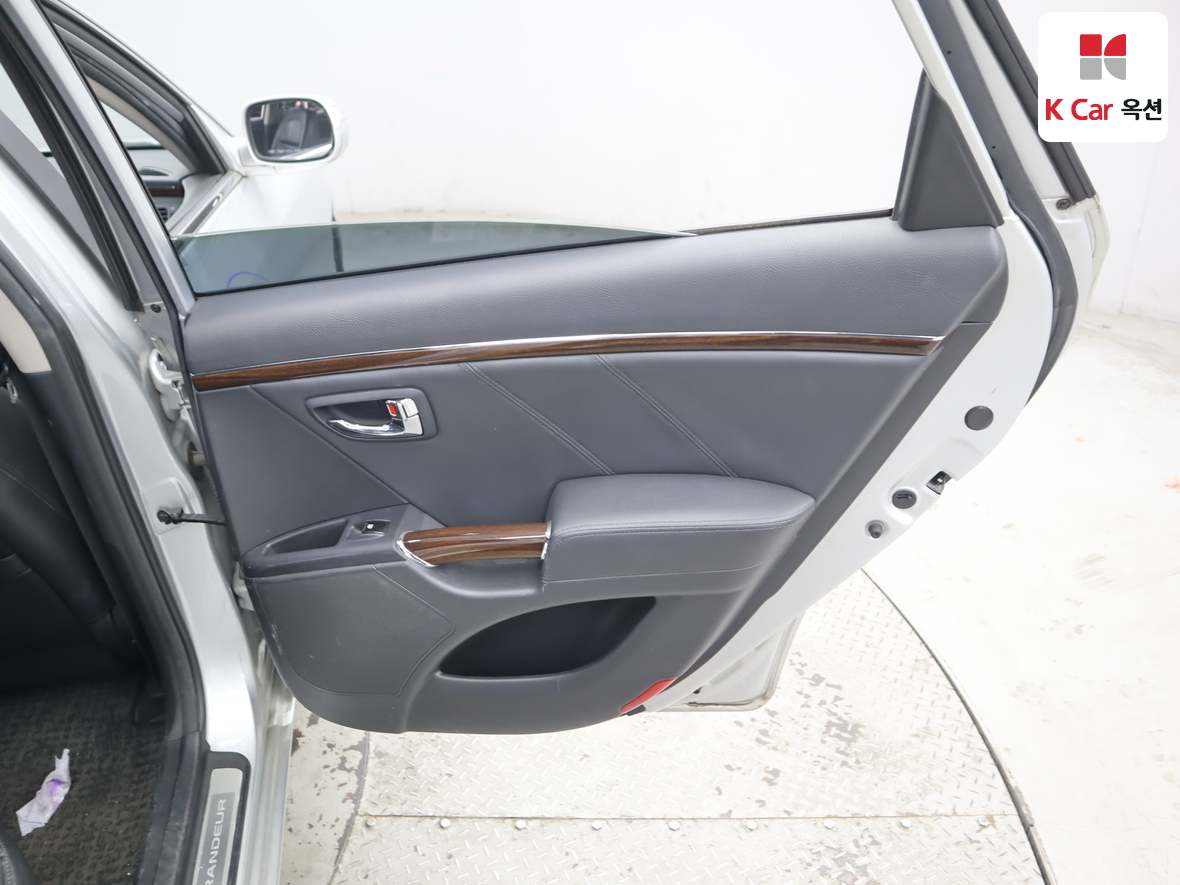 هيونداي جرانجر 2009 - صورة 26