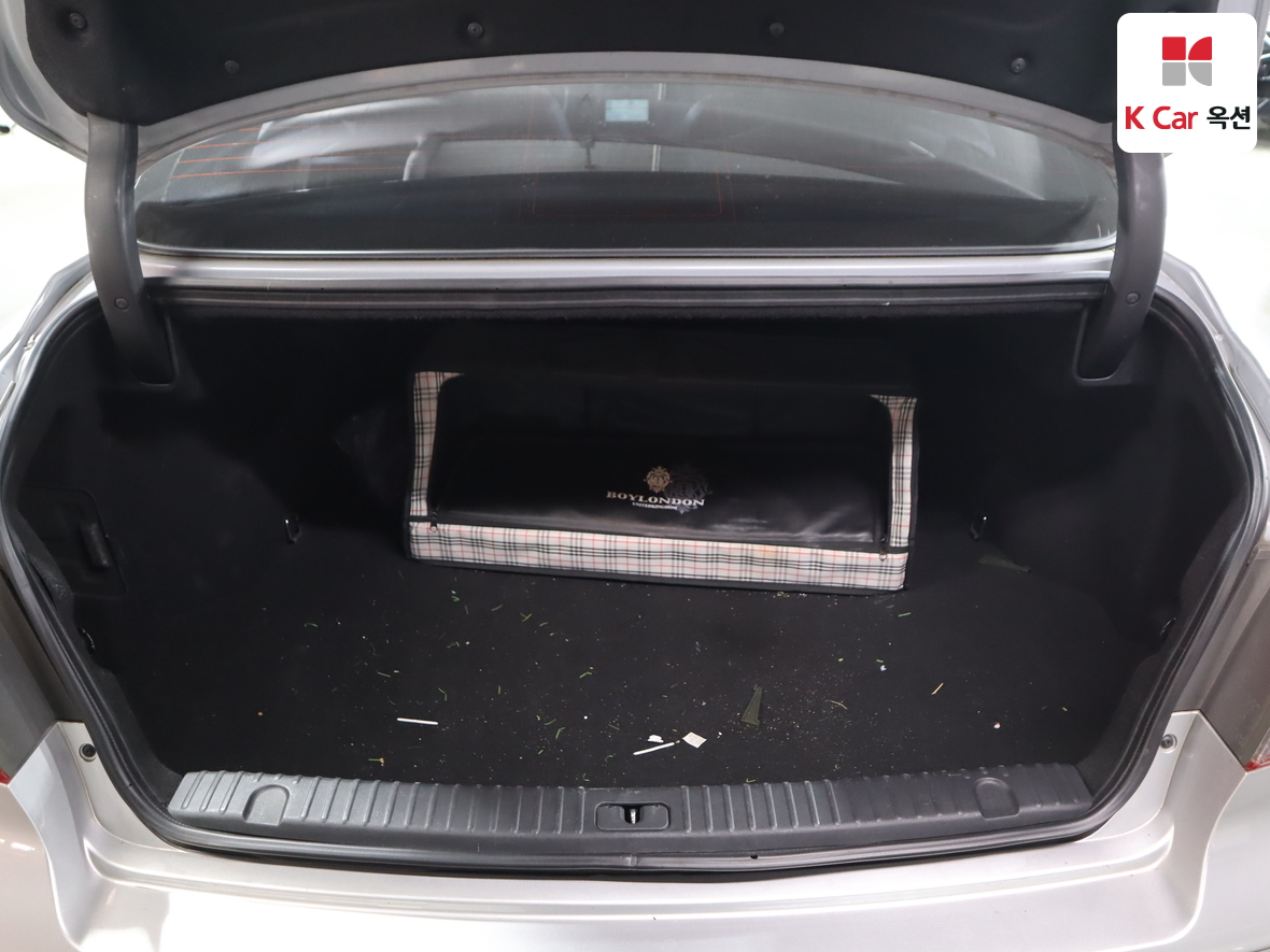 هيونداي جرانجر 2009 - صورة 25