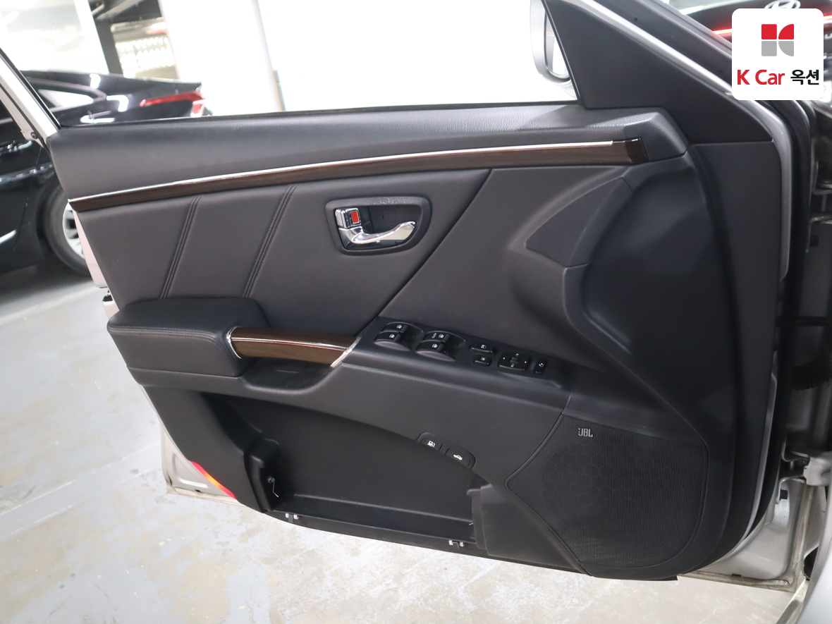 هيونداي جرانجر 2009 - صورة 8