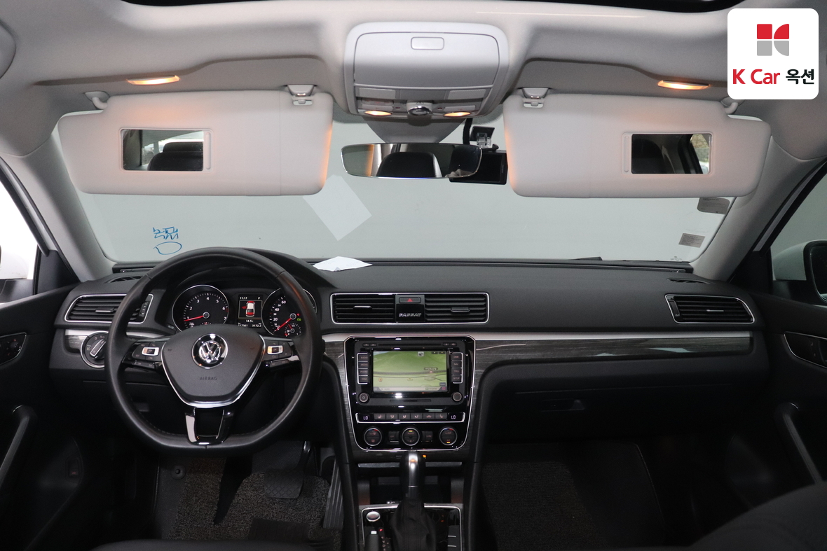 VOLKSWAGEN 파사트 2018 - 이미지 3