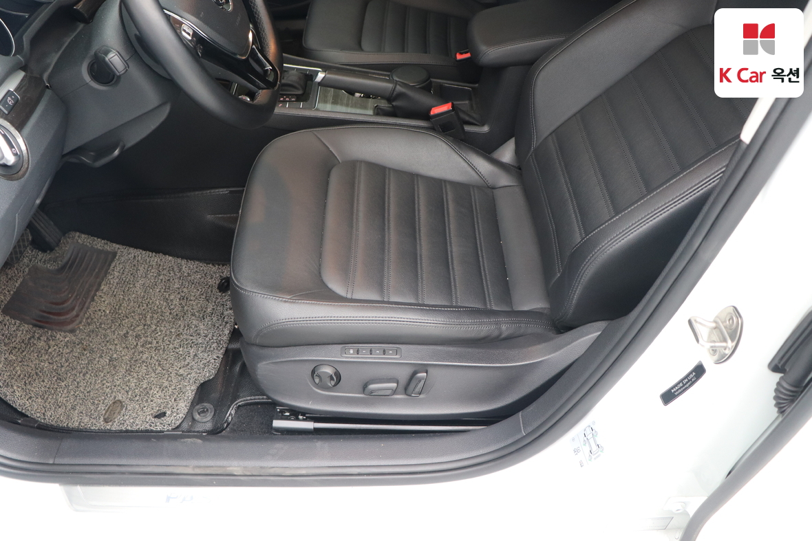 VOLKSWAGEN 파사트 2018 - 이미지 19