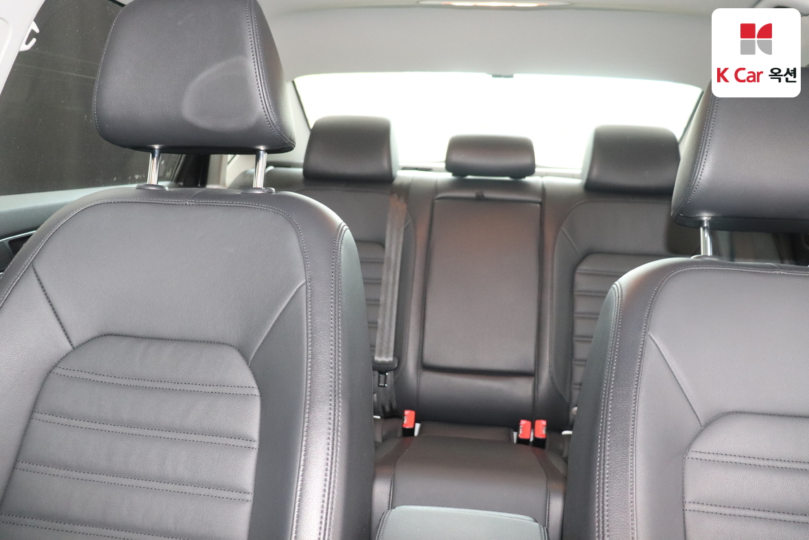 VOLKSWAGEN 파사트 2018 - 이미지 18