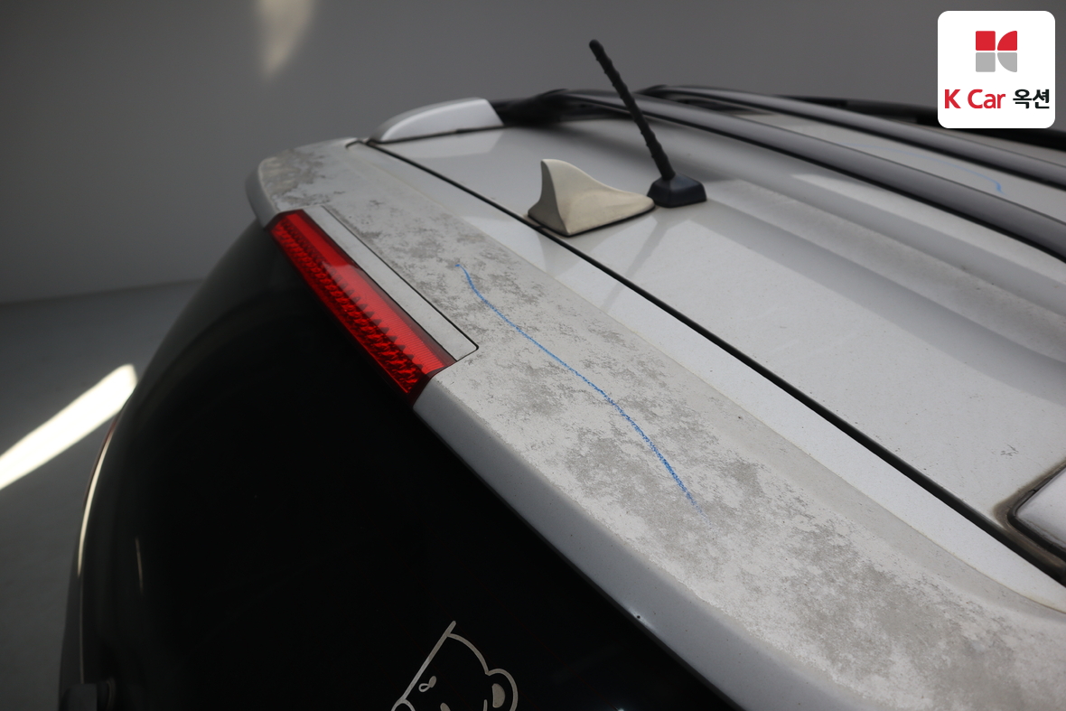 Hyundai Santa Fe 2008 - Image 52