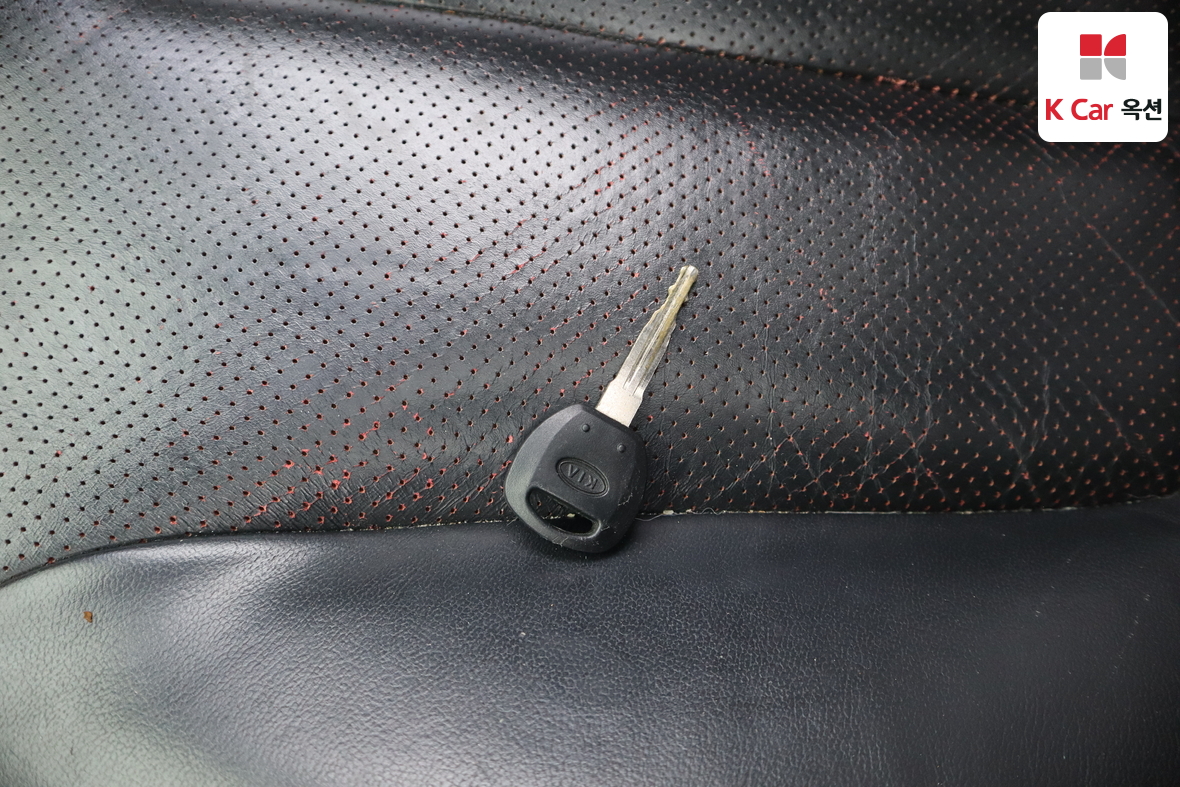 Hyundai Santa Fe 2008 - Image 19