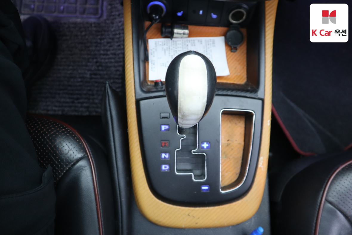 Hyundai Santa Fe 2008 - Image 18