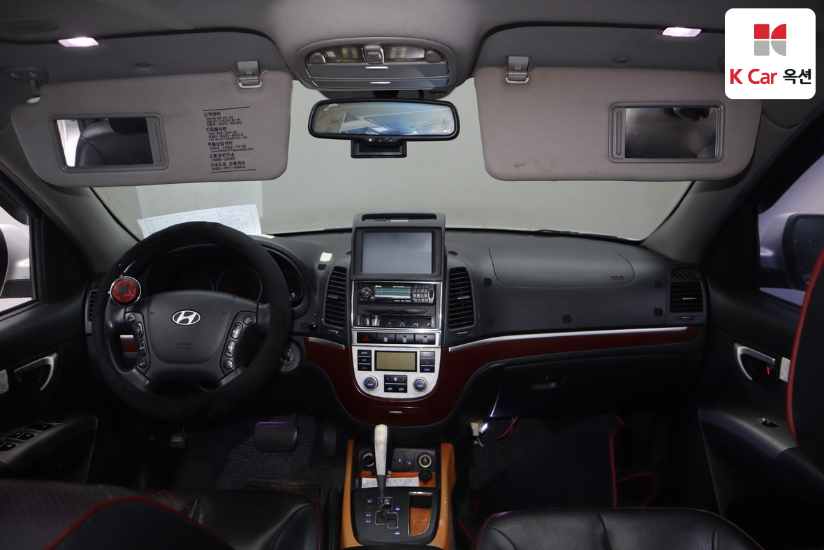 Hyundai Santa Fe 2008 - Image 3