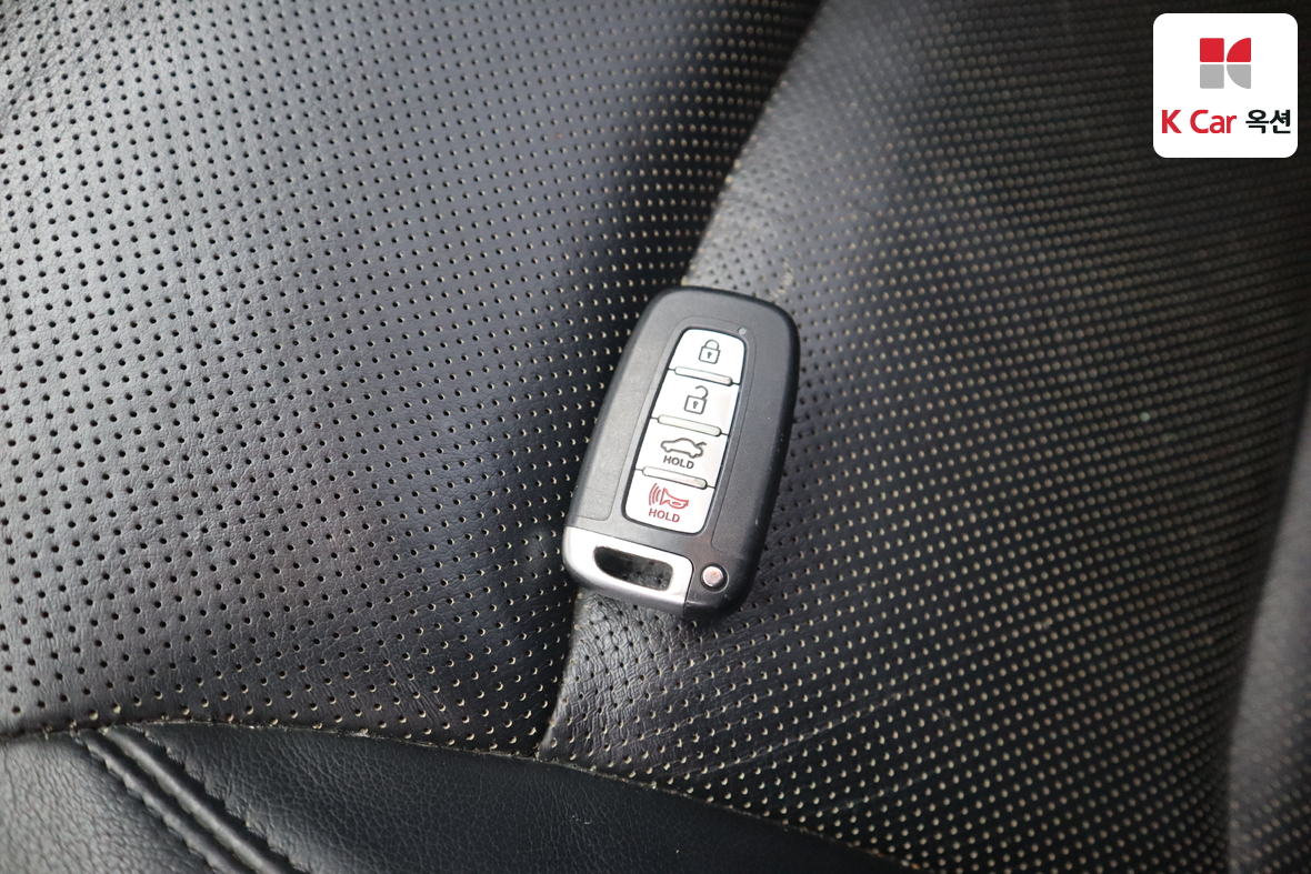 Hyundai Sonata 2013 - Image 18