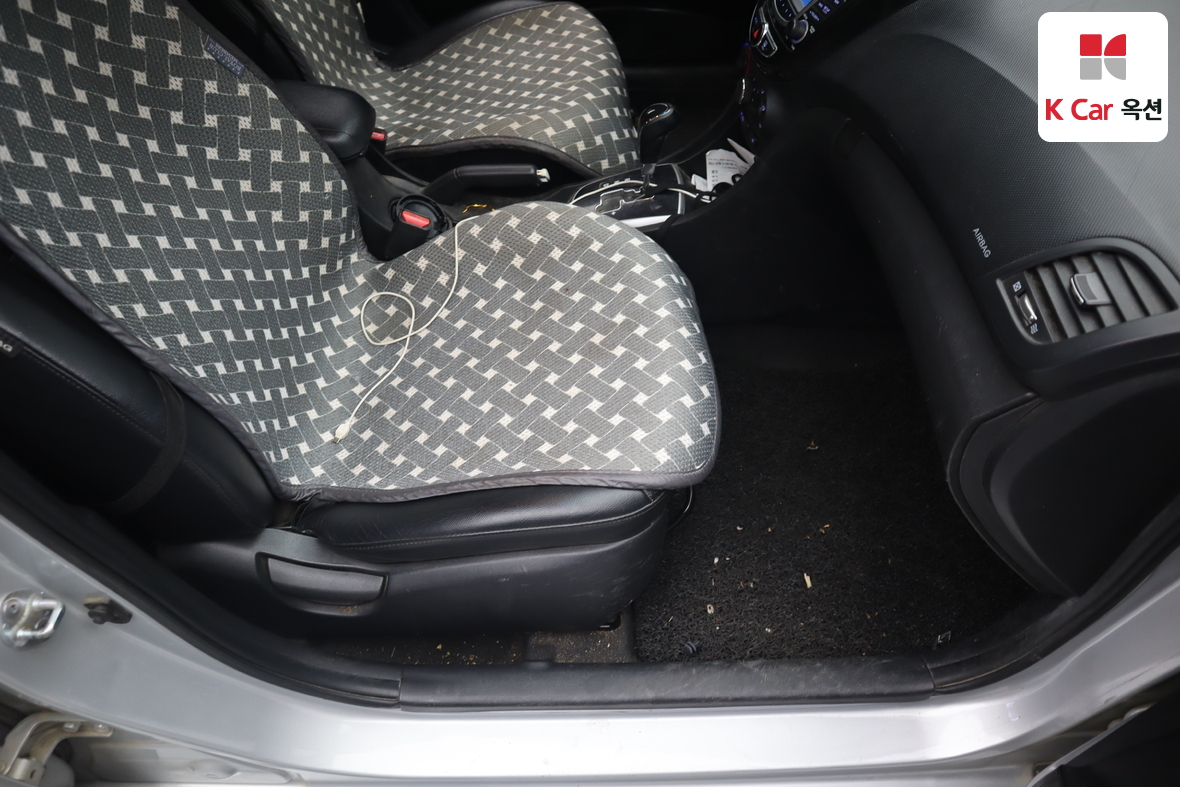 Hyundai Accent 2014 - Image 28