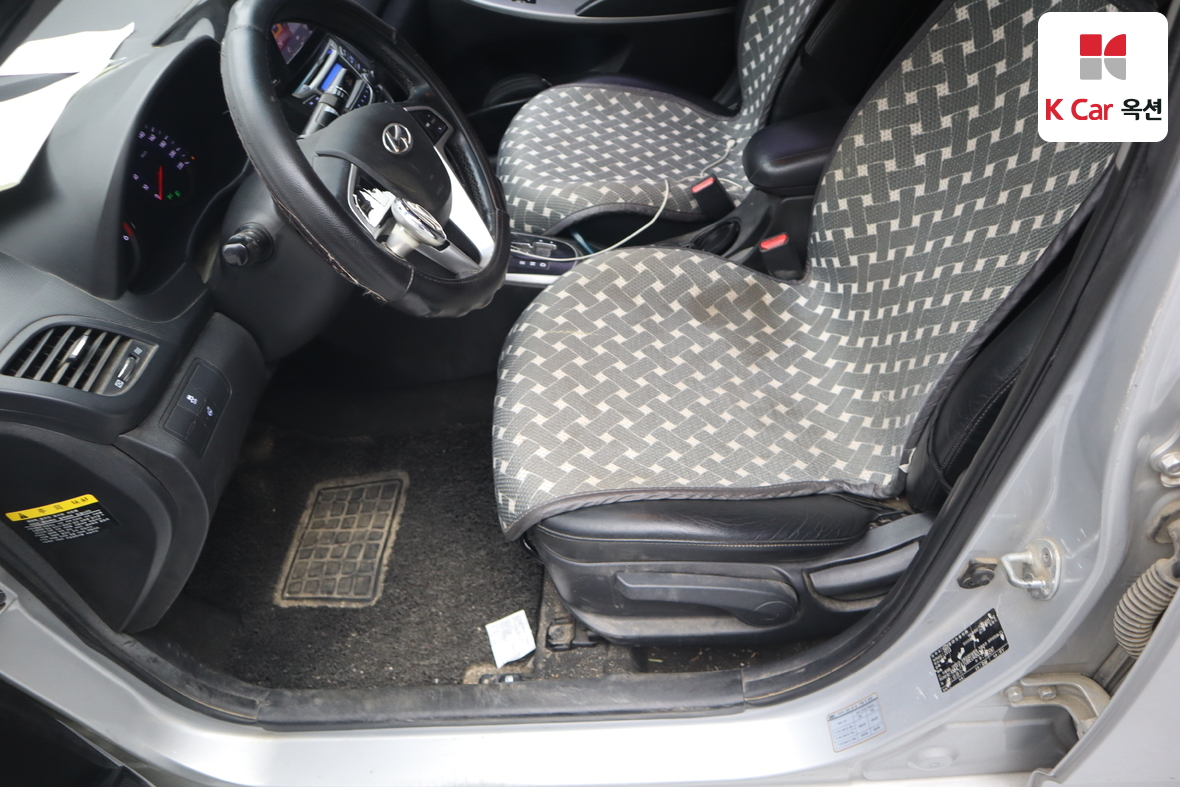 Hyundai Accent 2014 - Image 19