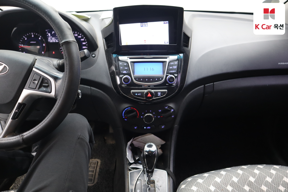 Hyundai Accent 2014 - Image 6