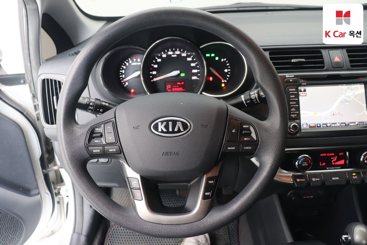 كيا برايد 2012 - صورة 10