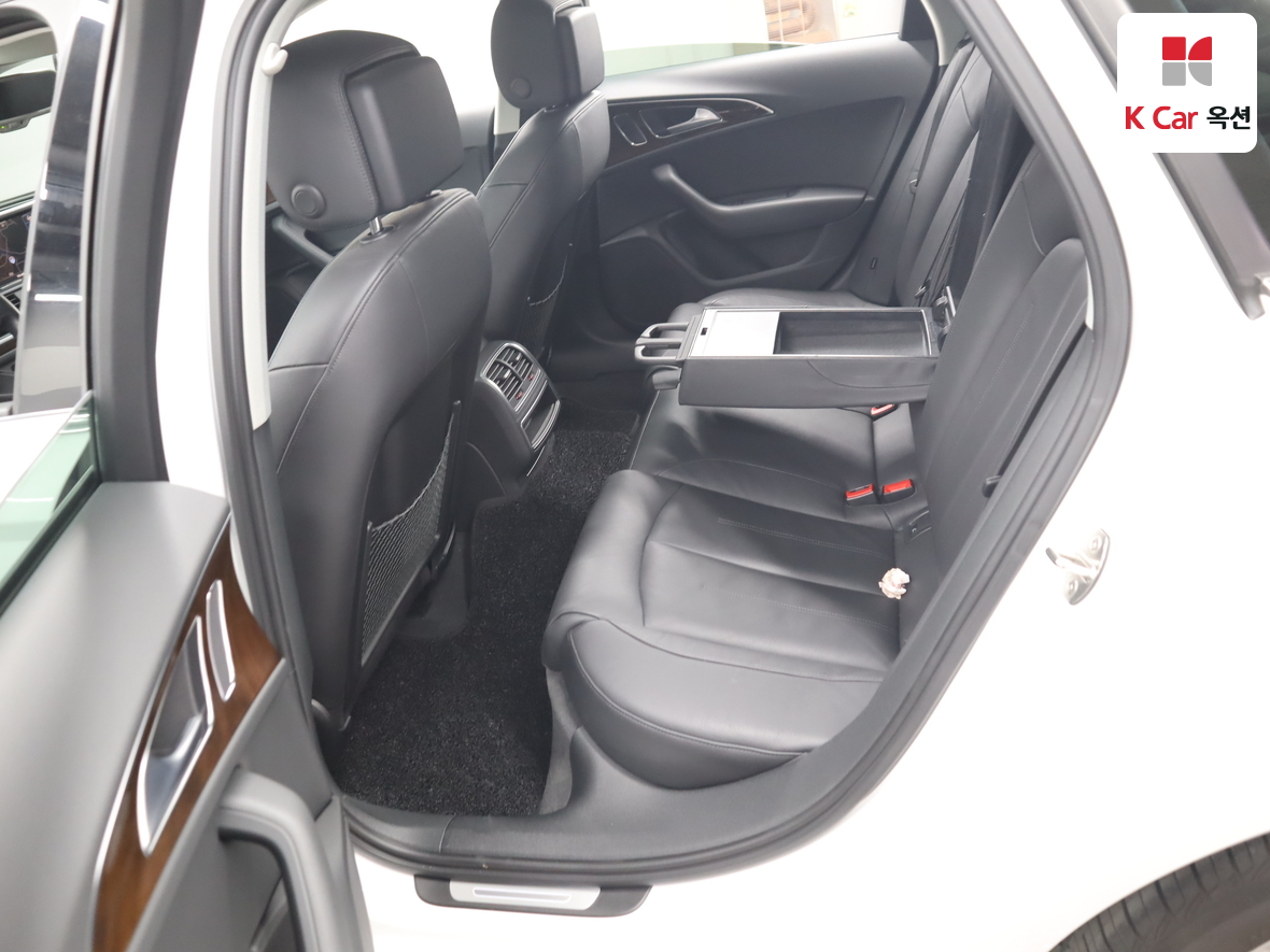 Audi A6 - 25