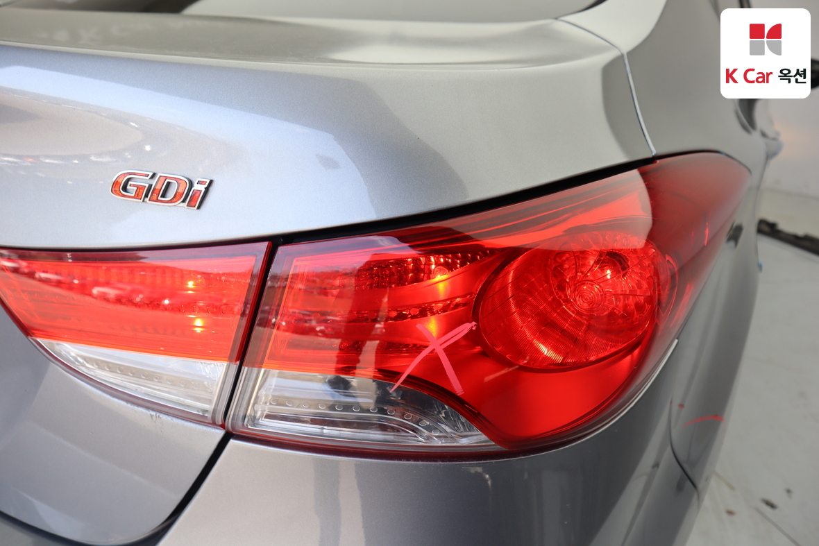 هيونداي إلانترا 2014 - صورة 40